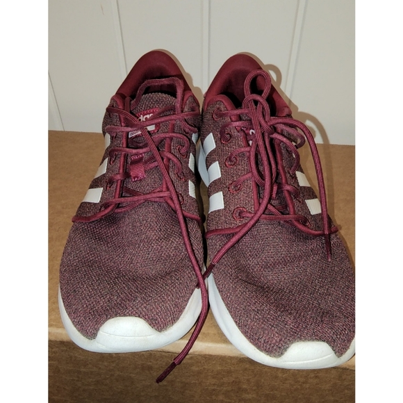Womens Adidas cloud foam maroon size 9 shoes sneakers - Picture 2 of 6